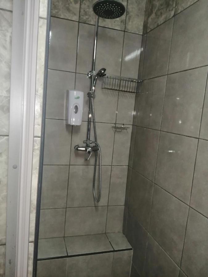 Keetmanshoop Self-Catering Hotell Exteriör bild