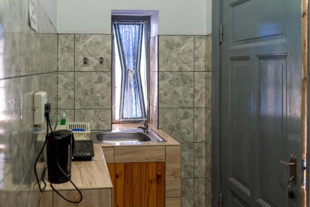 Keetmanshoop Self-Catering Hotell Exteriör bild
