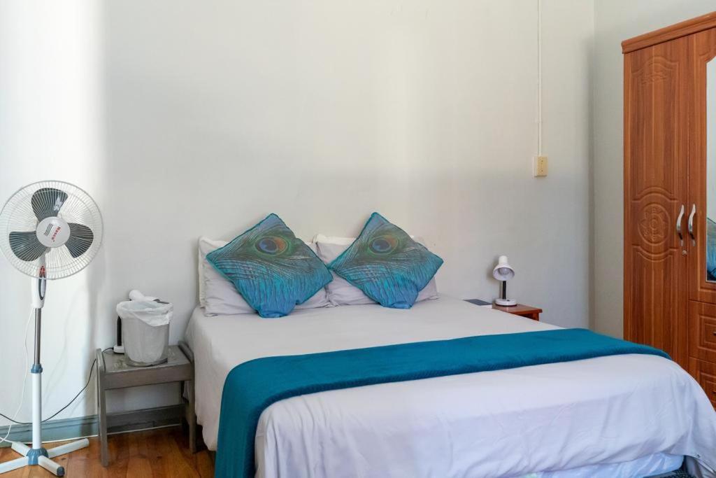 Keetmanshoop Self-Catering Hotell Exteriör bild