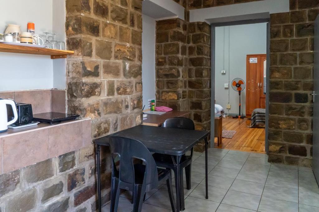 Keetmanshoop Self-Catering Hotell Exteriör bild