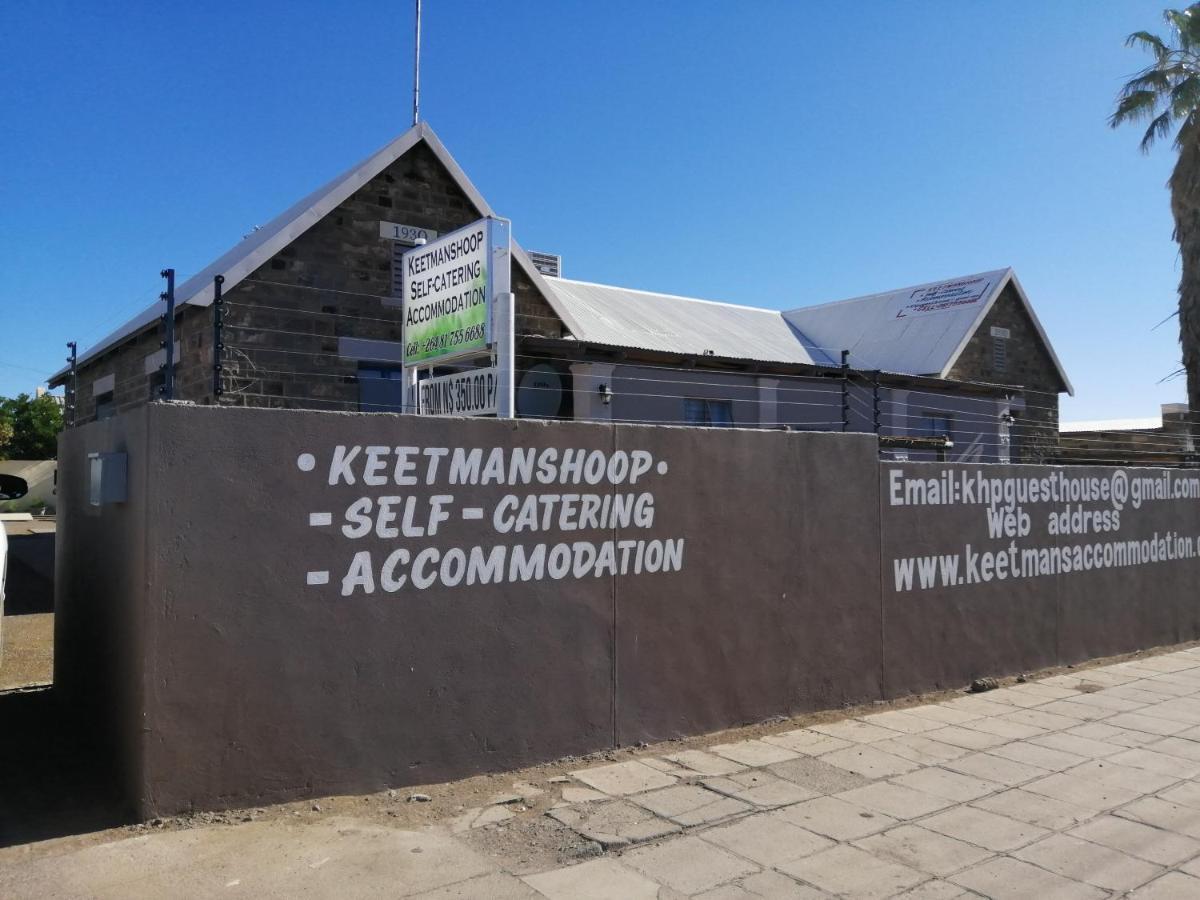 Keetmanshoop Self-Catering Hotell Exteriör bild